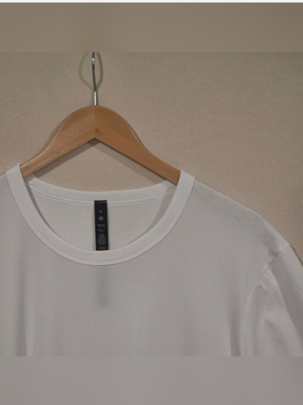 Lululemon Athletica T Shirt XL